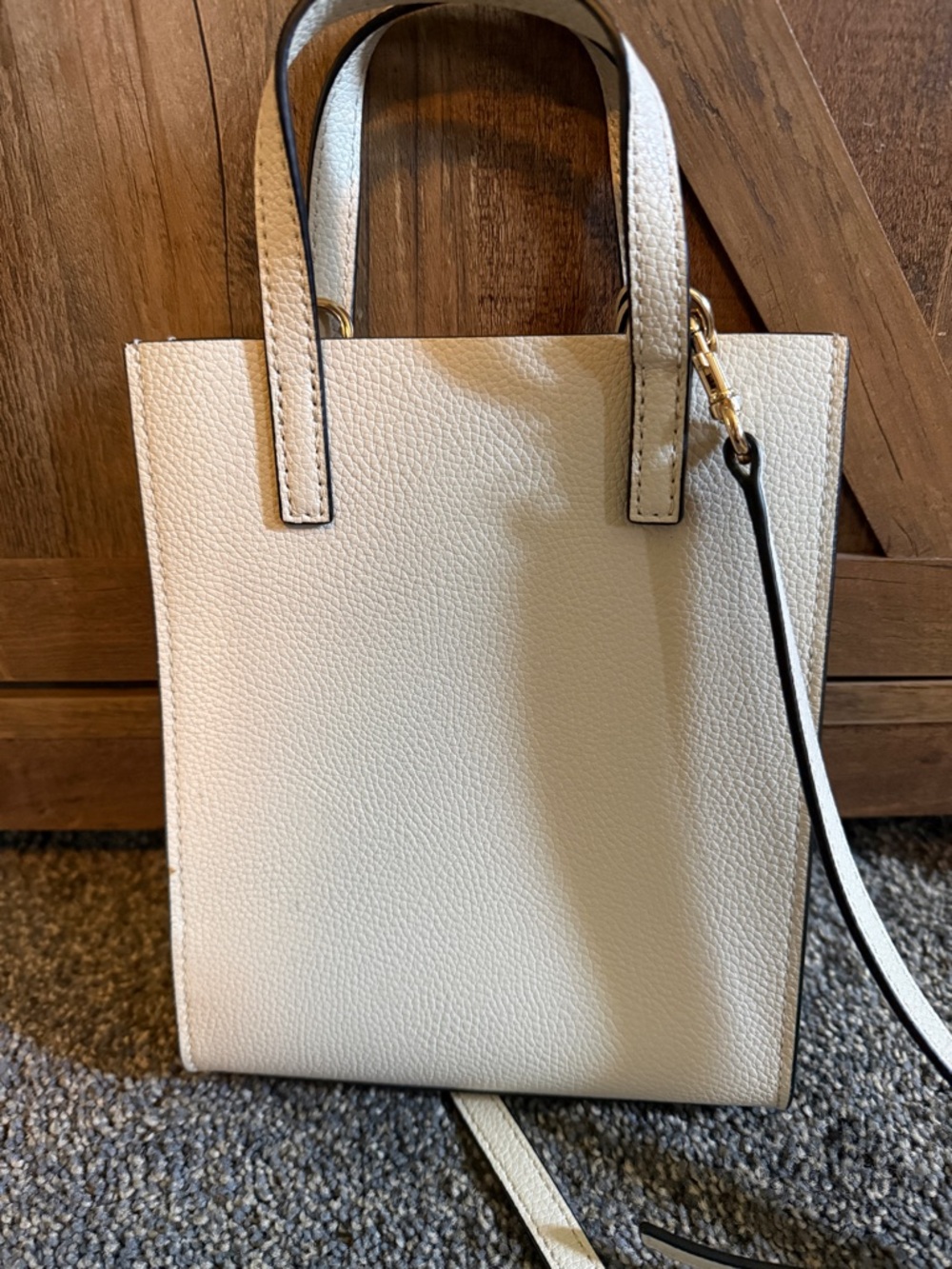 Marc Jacobs White Pebbled Leather Satchel with Detachable Strap - Picture 2 of 5